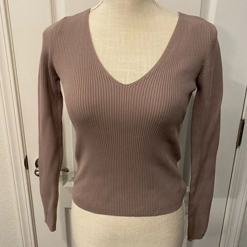NWOT Zara sweater sizeโS